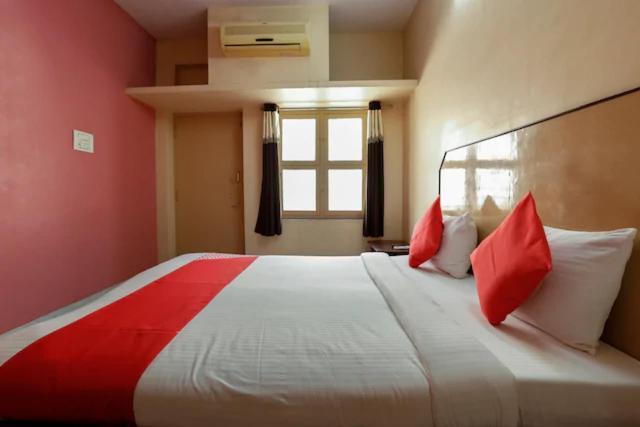 Jaya Krishna Mansions Hotel Vellore Exterior foto
